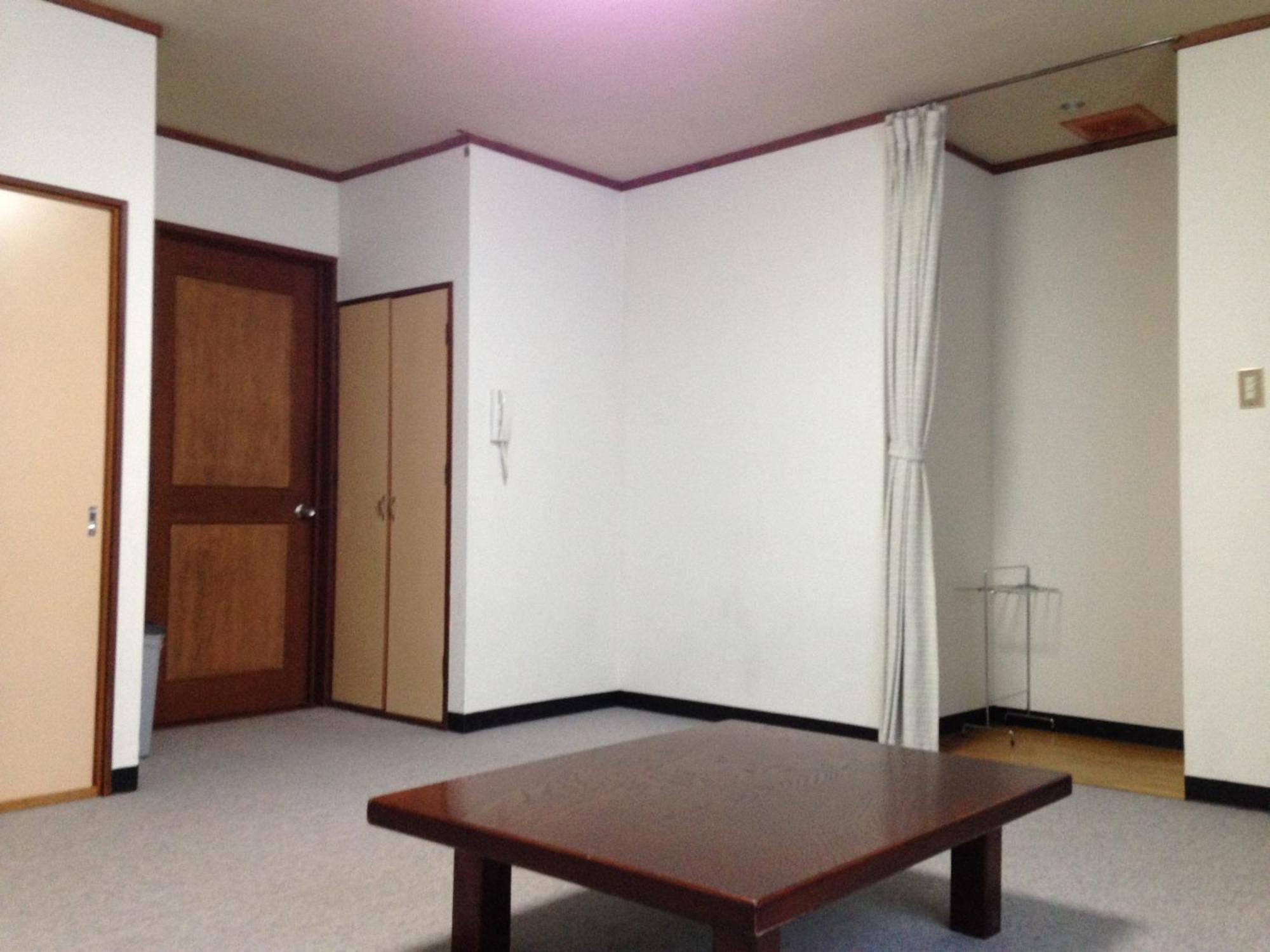 Community House Tyrolien Ξενοδοχείο Χακούμπα Δωμάτιο φωτογραφία
